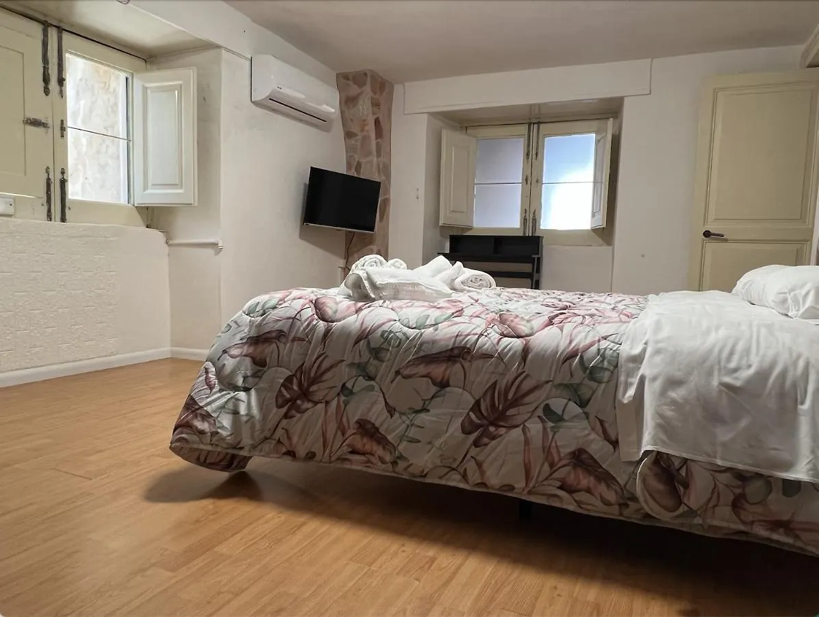 Il Giardino E Gli Affreschi Bed & Breakfast Catania Italy